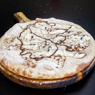 Cannoli Pizza (Large)