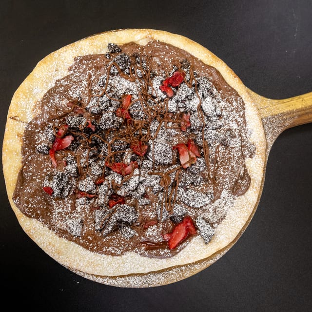 Nutella Strawberry & Banana Dessert Pie.